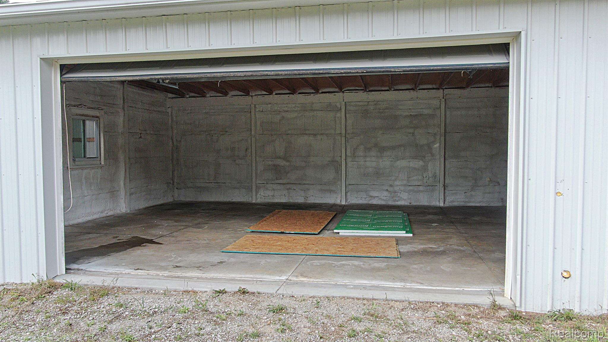 555 Miller Lake Road Columbiaville, MI 48421 - Photo 17 of 55