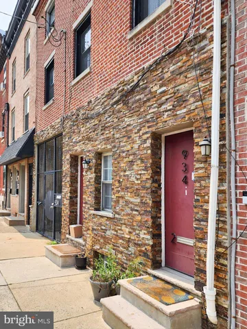 $1,200,000 | 934 New Market Street, Philadelphia, PA 19123