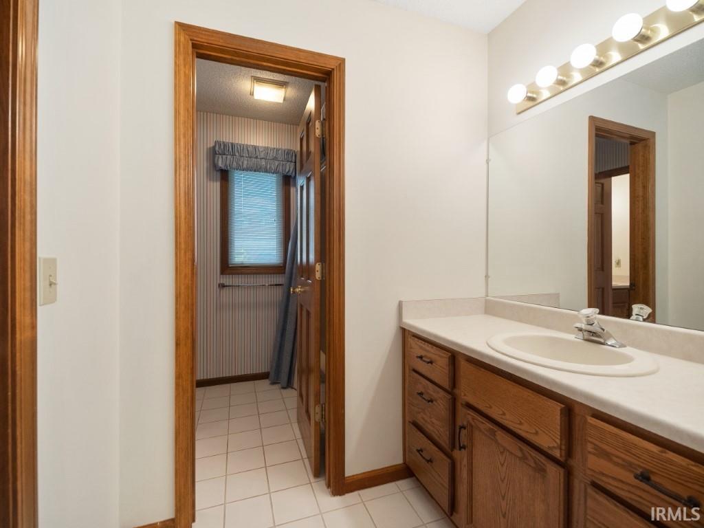 823 Autumn Ridge Lane Fort Wayne, IN 46804 - Photo 25 of 36