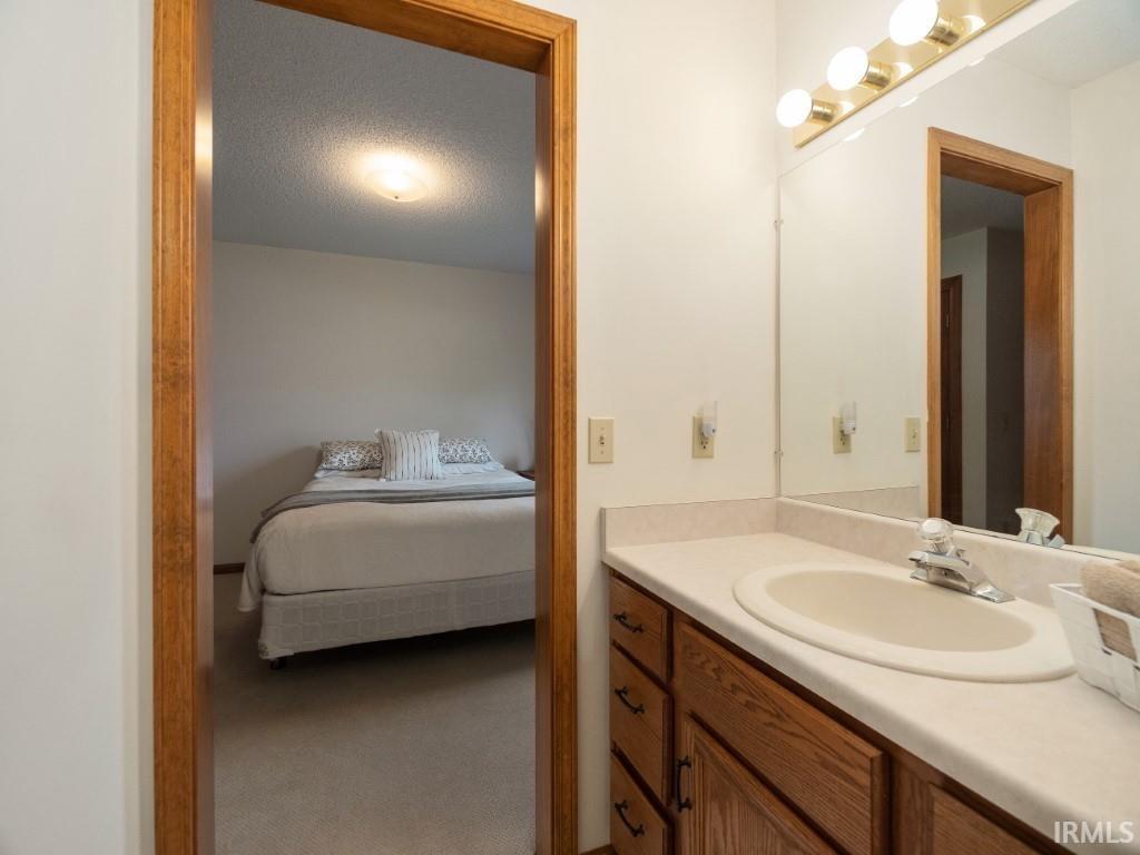 823 Autumn Ridge Lane Fort Wayne, IN 46804 - Photo 27 of 36