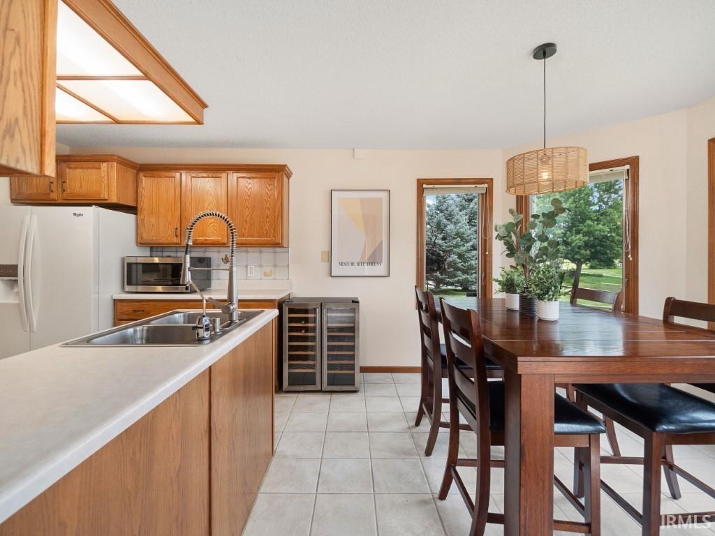 823 Autumn Ridge Lane Fort Wayne, IN 46804 - Photo 10 of 36