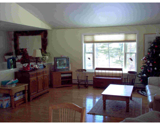 757 West Royalston Road Athol, MA 01331 - Photo 4 of 4 Gallery Image 4