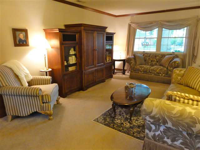 2612 West Queensbury Road Muncie, IN 47304 - Photo 14 of 28 Gallery Image 14