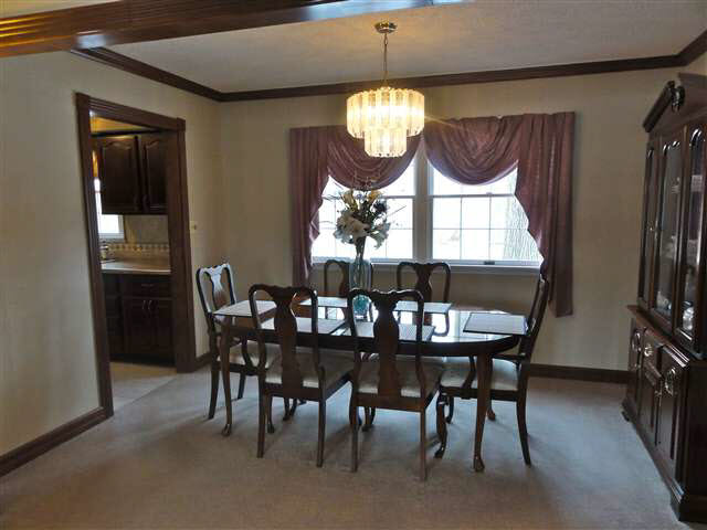 2612 West Queensbury Road Muncie, IN 47304 - Photo 16 of 28 Gallery Image 16