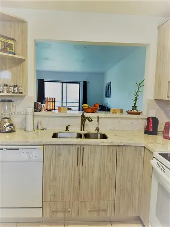 $2,100 | 14857 Southwest 104th Street, Unit 9201, Miami, FL 33196