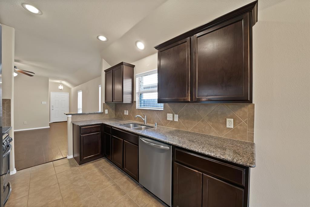 9936 Copperhead Lane McKinney, TX 75071 - Photo 14 of 34
