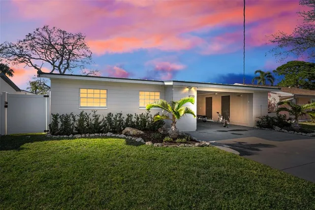 $425,000 | 4320 Huntington Street Northeast, St. Petersburg, FL 33703