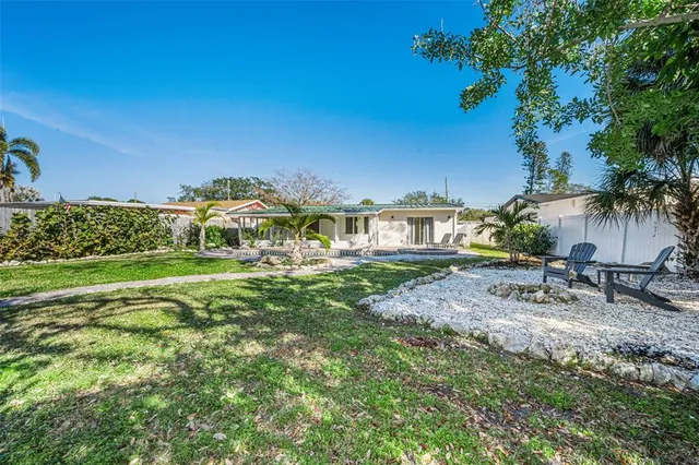 $425,000 | 4320 Huntington Street Northeast, St. Petersburg, FL 33703