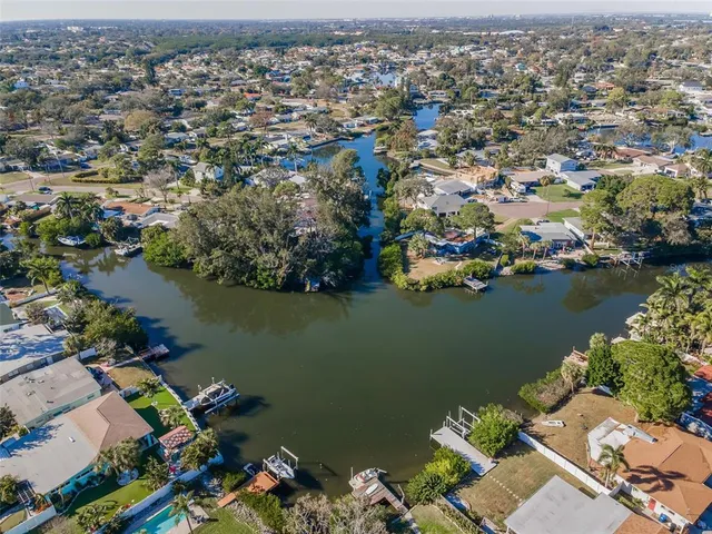 $425,000 | 4320 Huntington Street Northeast, St. Petersburg, FL 33703