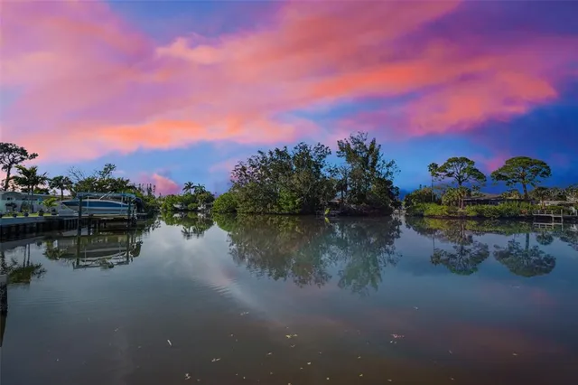 $425,000 | 4320 Huntington Street Northeast, St. Petersburg, FL 33703