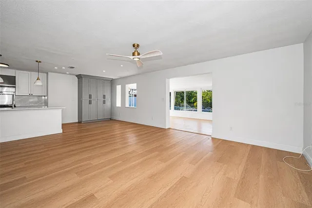 $425,000 | 4320 Huntington Street Northeast, St. Petersburg, FL 33703