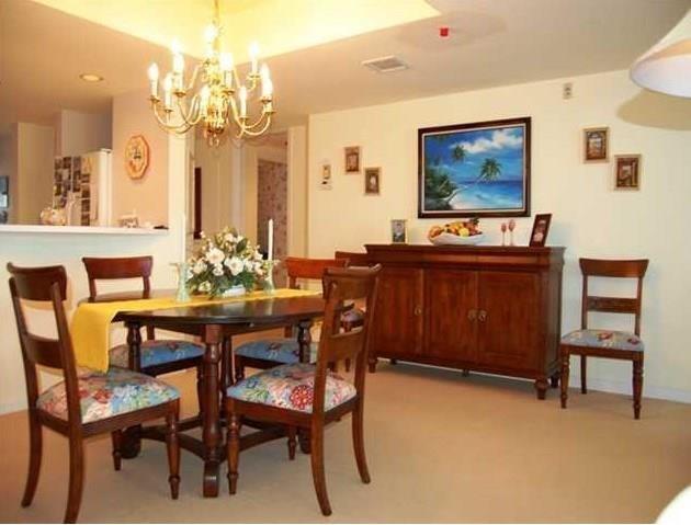 579 Northeast Plantation Road, Unit S407 Jensen Beach, FL 34957 - Photo 16 of 44 Tray Ceiling