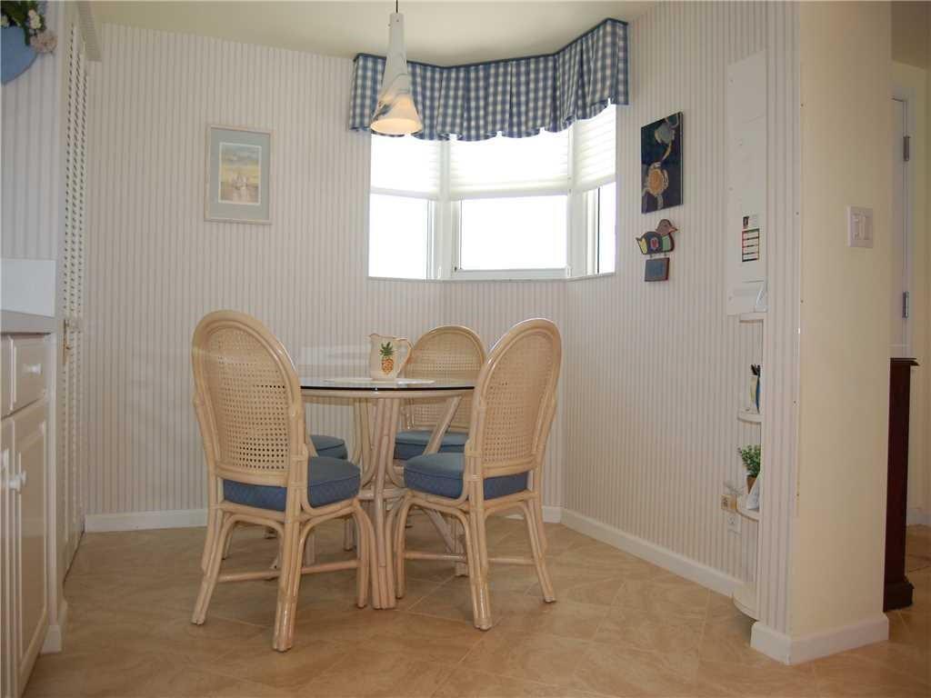 579 Northeast Plantation Road, Unit S407 Jensen Beach, FL 34957 - Photo 20 of 44 Add a Table!
