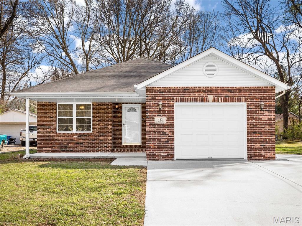 422 East Park Street Edwardsville, IL 62025 - Photo 1 of 37