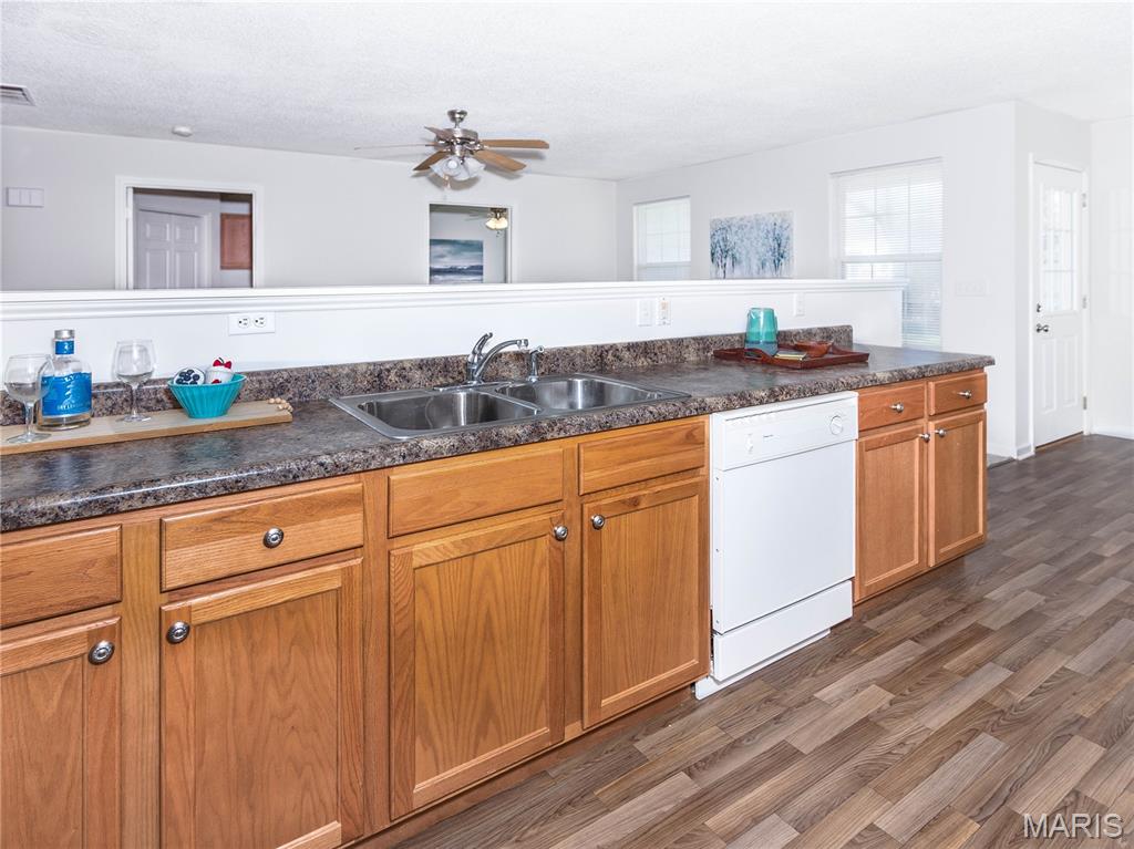 422 East Park Street Edwardsville, IL 62025 - Photo 25 of 37