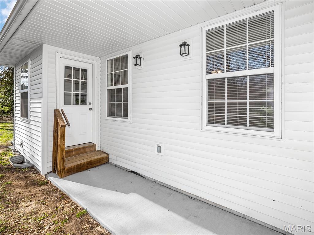 422 East Park Street Edwardsville, IL 62025 - Photo 9 of 37