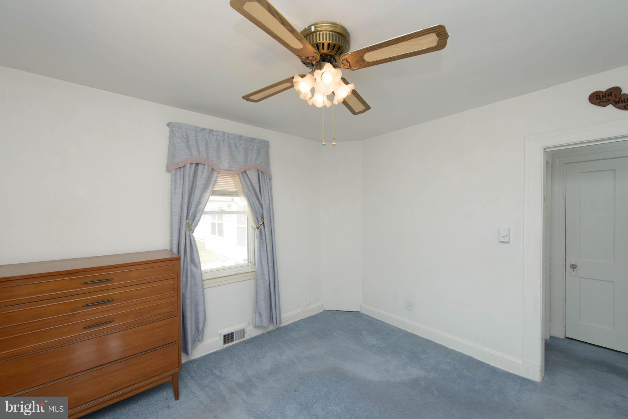 11 Fairway Road Baltimore, MD 21221 - Photo 13 of 30 Bedroom (Master)