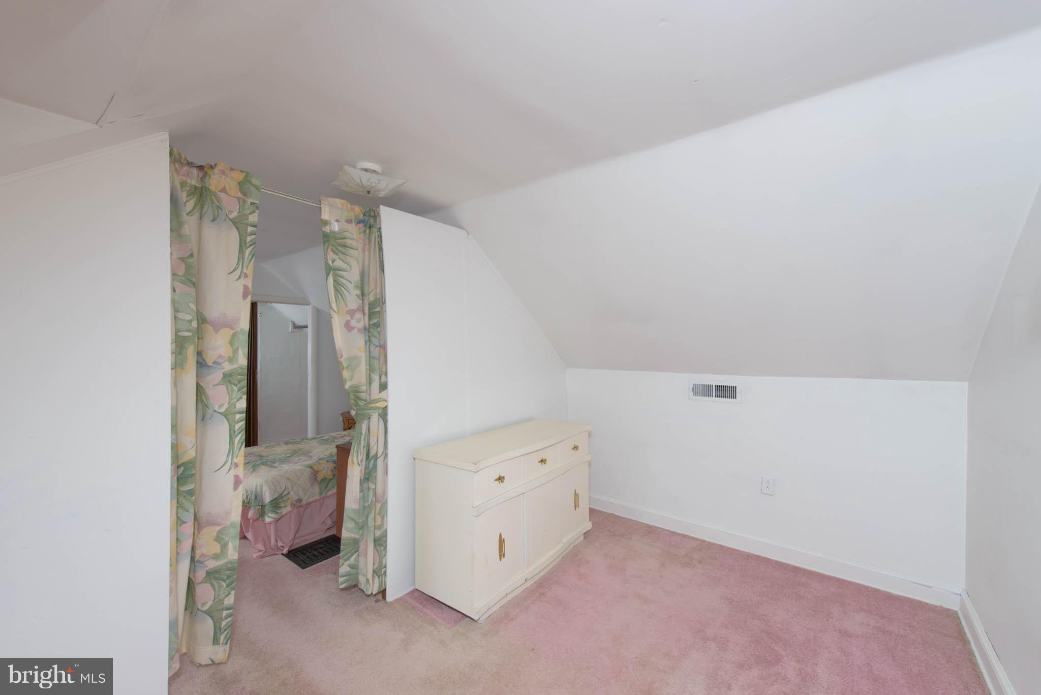 11 Fairway Road Baltimore, MD 21221 - Photo 23 of 30 Third Bedroom