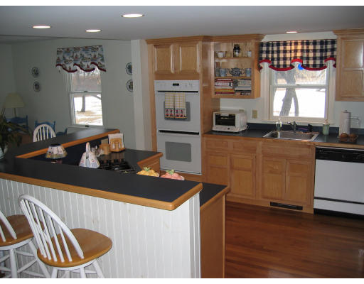 27 11th Avenue Scituate, MA 02066 - Photo 3 of 7 Gallery Image 3