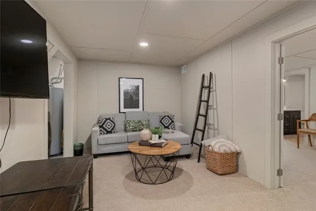 $1,900 | 207 North Preston Avenue, Bryan, TX 77803