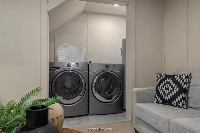 $1,900 | 207 North Preston Avenue, Bryan, TX 77803