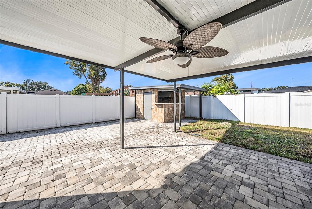 1713 West St Isabel Street Tampa, FL 33607 - Photo 20 of 25 a view of a garage