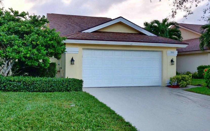 330 Leeward Drive Jupiter, FL 33477 - Photo 1 of 13 Exterior