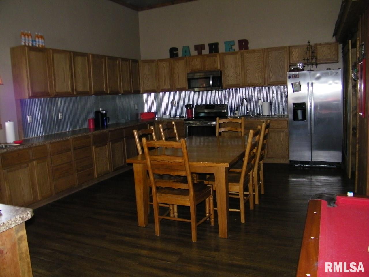 18500 Fowler School Road Pittsburg, IL 62974 - Photo 2 of 39