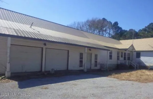 $107,500 | 8950 Highway 35, Forest, MS 39074