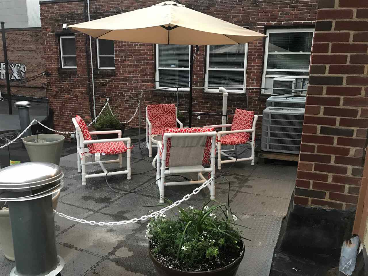 426 Chestnut Street Manchester, NH 03101 - Photo 6 of 38 Gallery Image 6