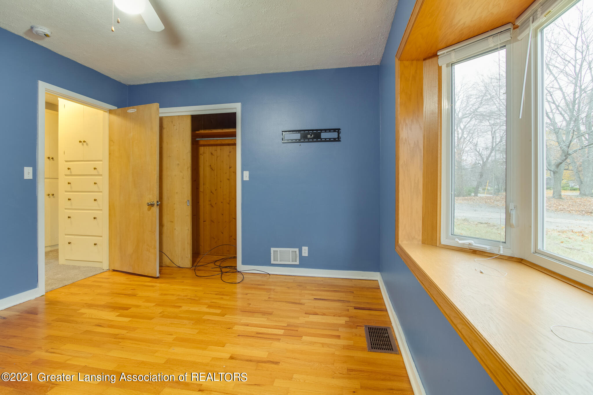 2367 Mt Hope Road Okemos, MI 48864 - Photo 13 of 33 2367_Mt_Hope_JEFF-24