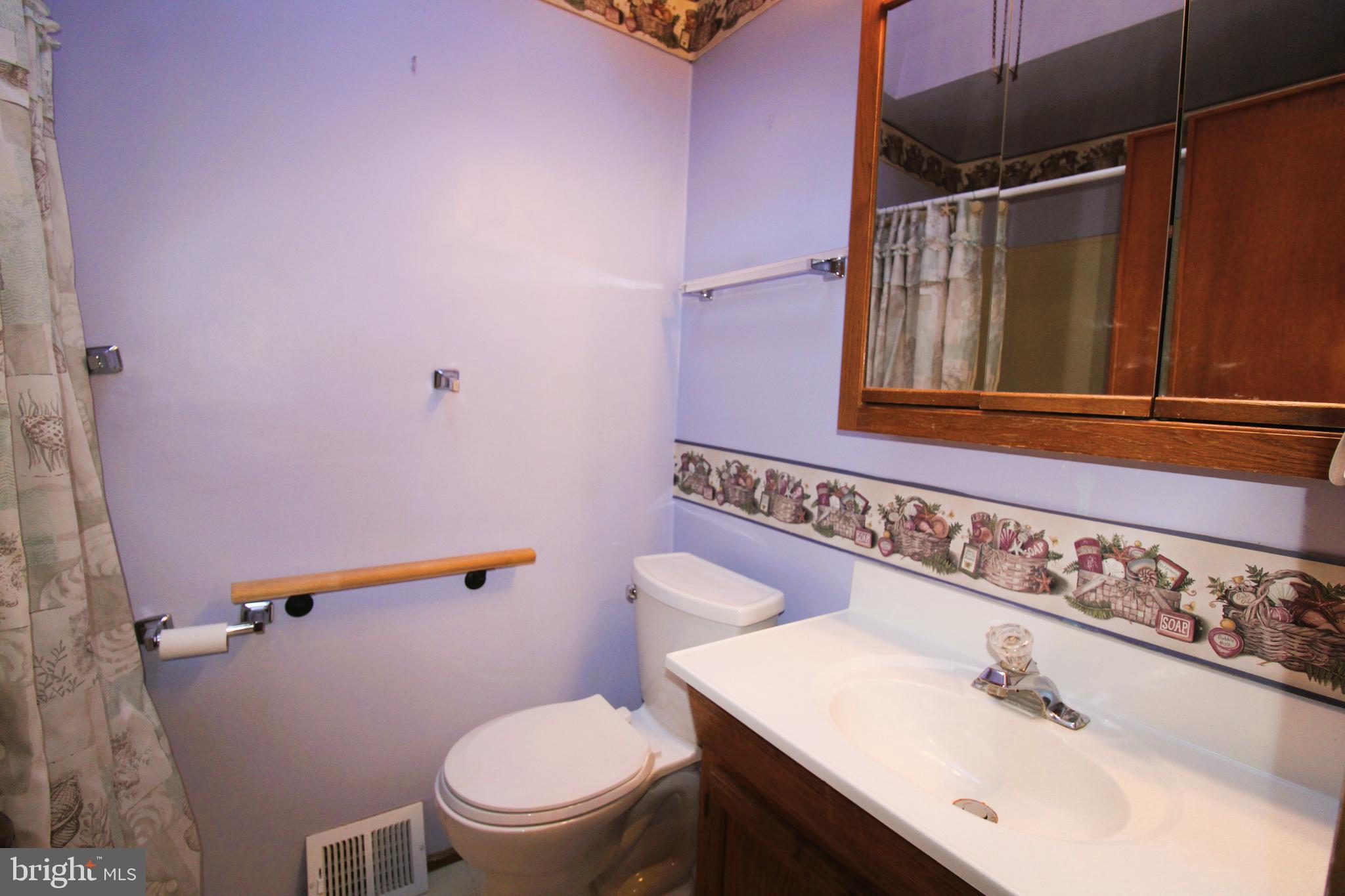2809 Angus Road Philadelphia, PA 19114 - Photo 12 of 23 Gallery Image 12