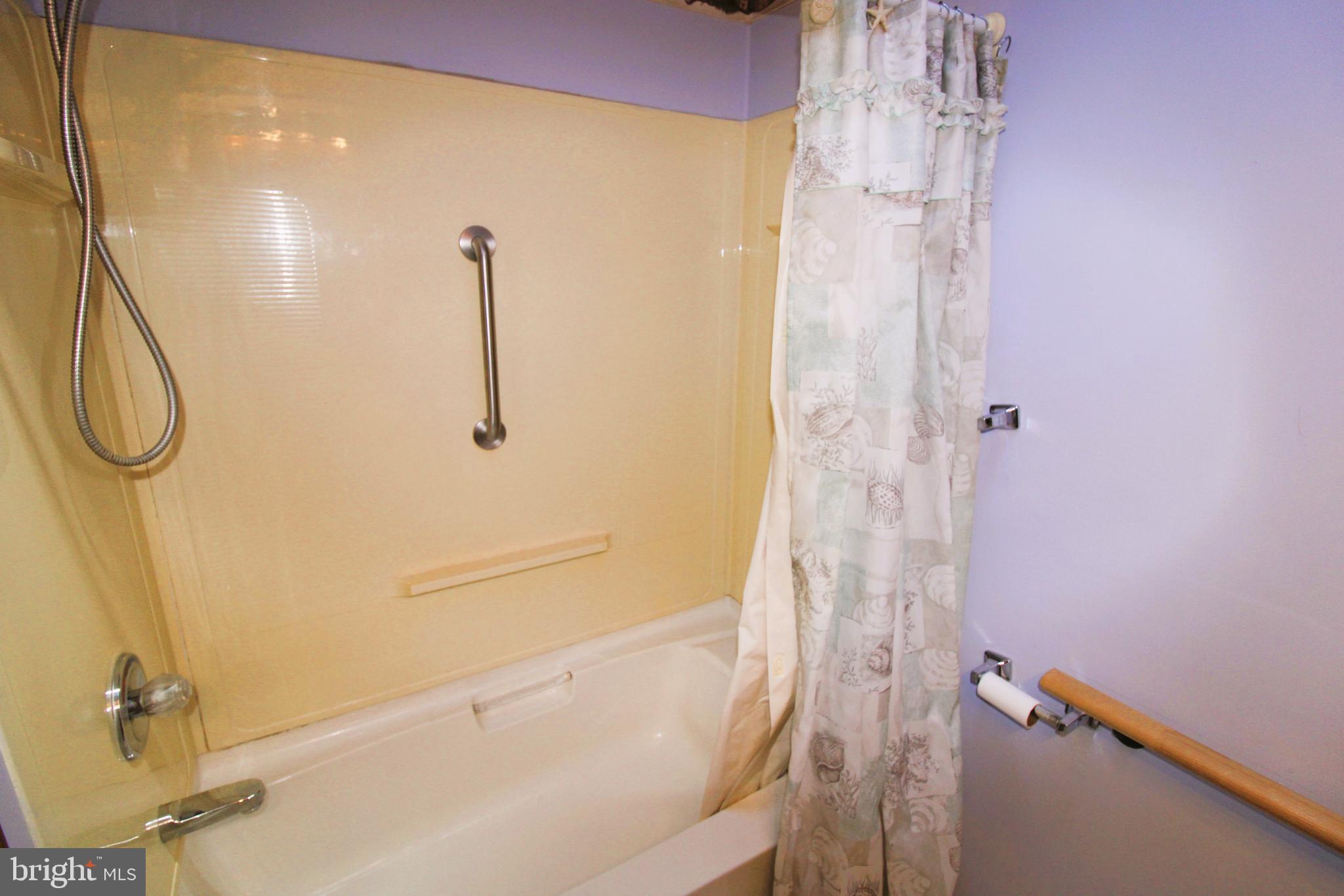 2809 Angus Road Philadelphia, PA 19114 - Photo 13 of 23 Gallery Image 13