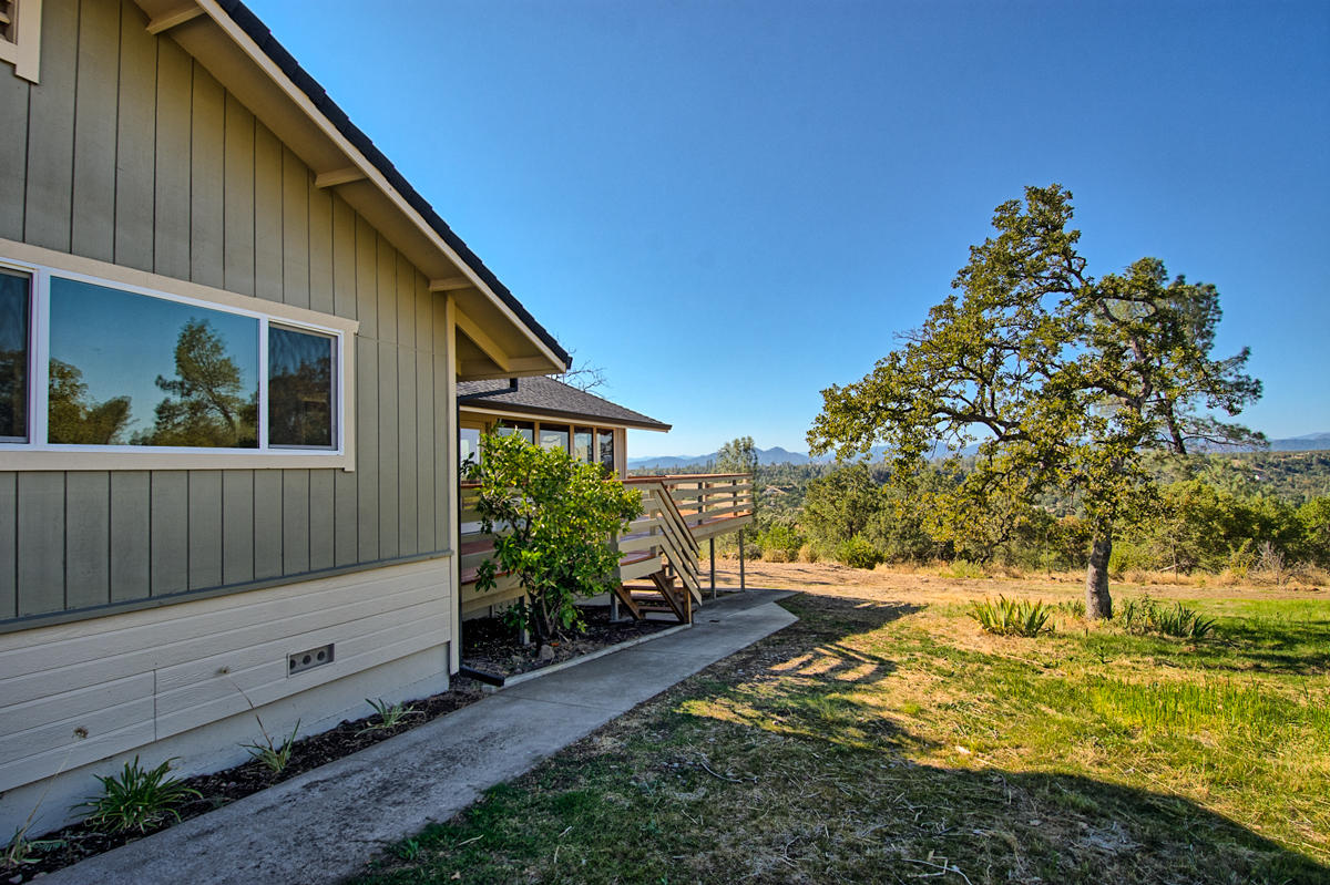 10735 Beaver Road Oak Run, CA 96069 - Photo 18 of 77 beaver-157