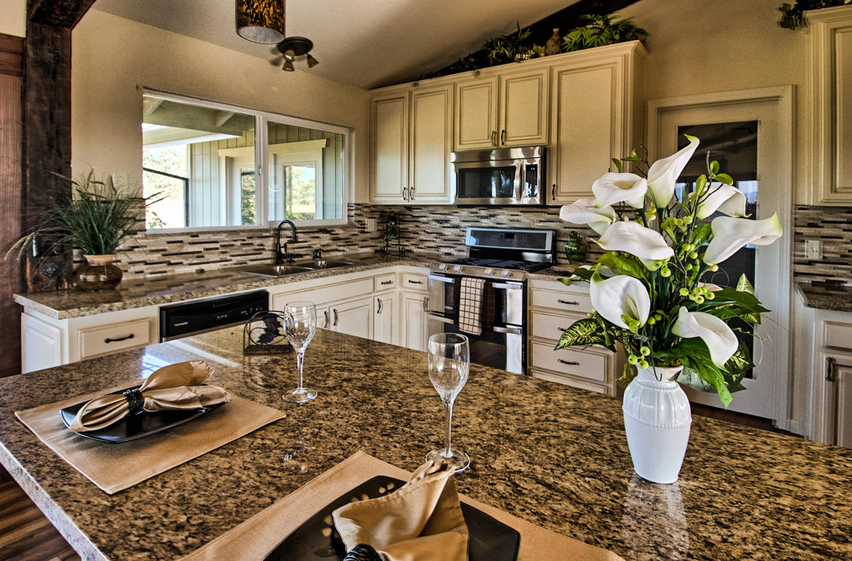10735 Beaver Road Oak Run, CA 96069 - Photo 5 of 77 beaver-156