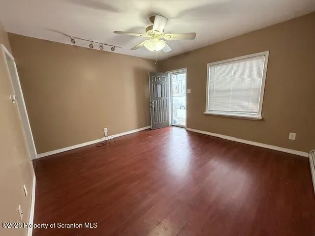 $1,350 | 1275 Loomis Avenue, Taylor, PA 18504