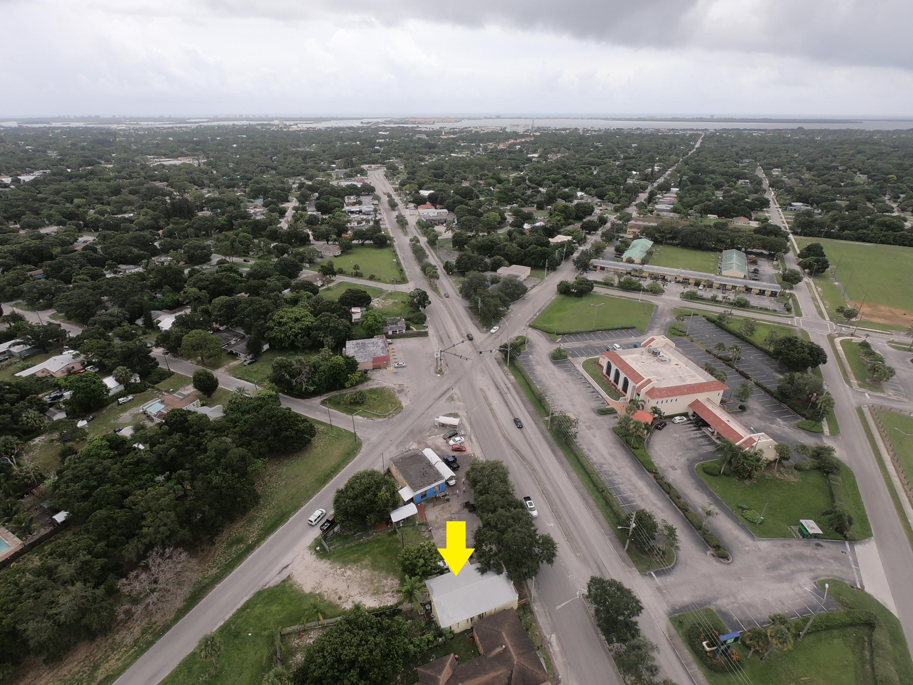 2208 Okeechobee Road Fort Pierce, FL 34950 - Photo 4 of 6 Overhead