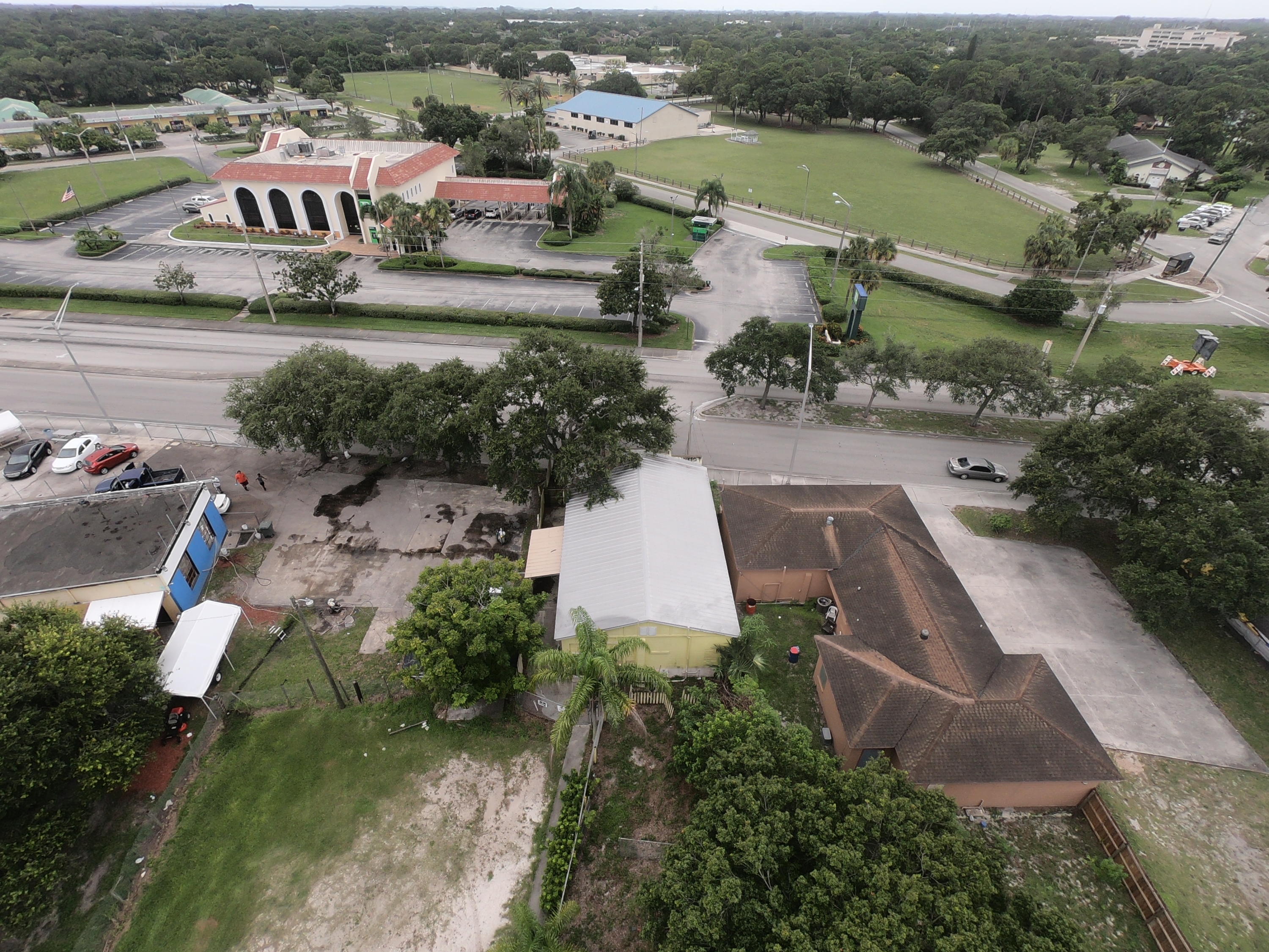 2208 Okeechobee Road Fort Pierce, FL 34950 - Photo 5 of 6 TD Bank