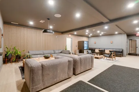 $925,000 | 635 7th Avenue South, Unit 406, Nashville, TN 37203