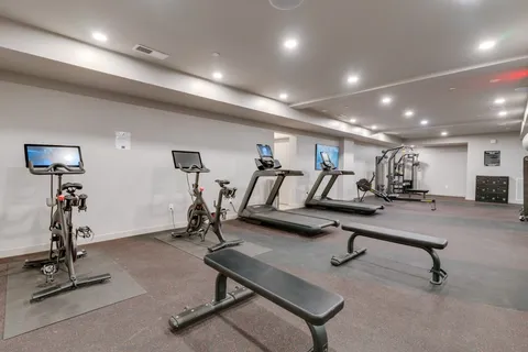 $925,000 | 635 7th Avenue South, Unit 406, Nashville, TN 37203