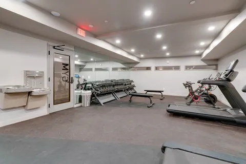 $925,000 | 635 7th Avenue South, Unit 406, Nashville, TN 37203