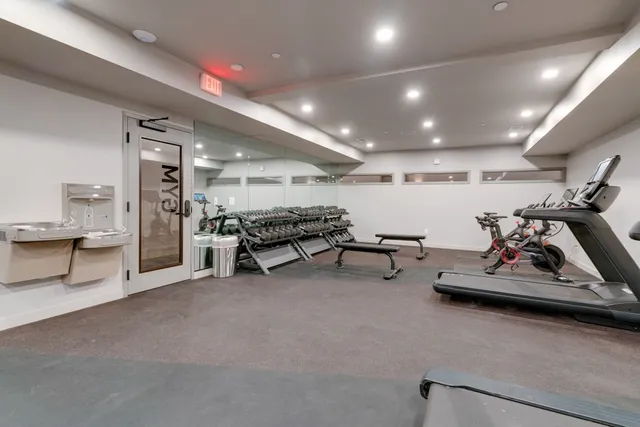 $925,000 | 635 7th Avenue South, Unit 406, Nashville, TN 37203