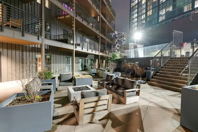 $925,000 | 635 7th Avenue South, Unit 406, Nashville, TN 37203