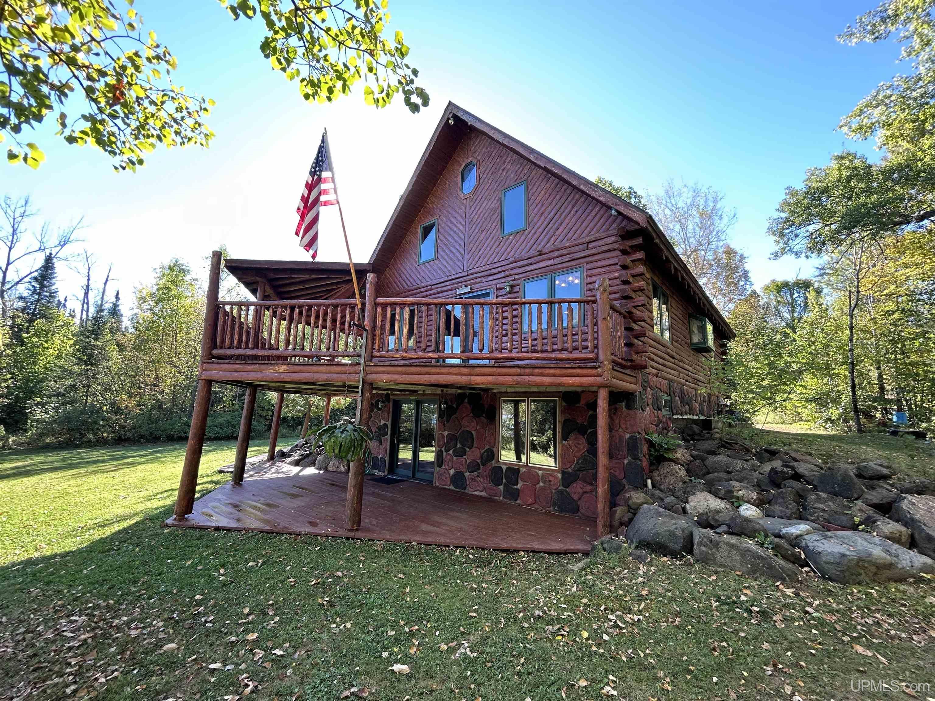 16189 East Shore Road Bergland, MI 49910 - Photo 2 of 71