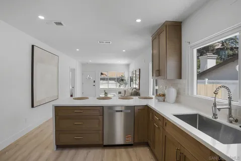 $1,850,000 | 3296 Talbot Street, San Diego, CA 92106