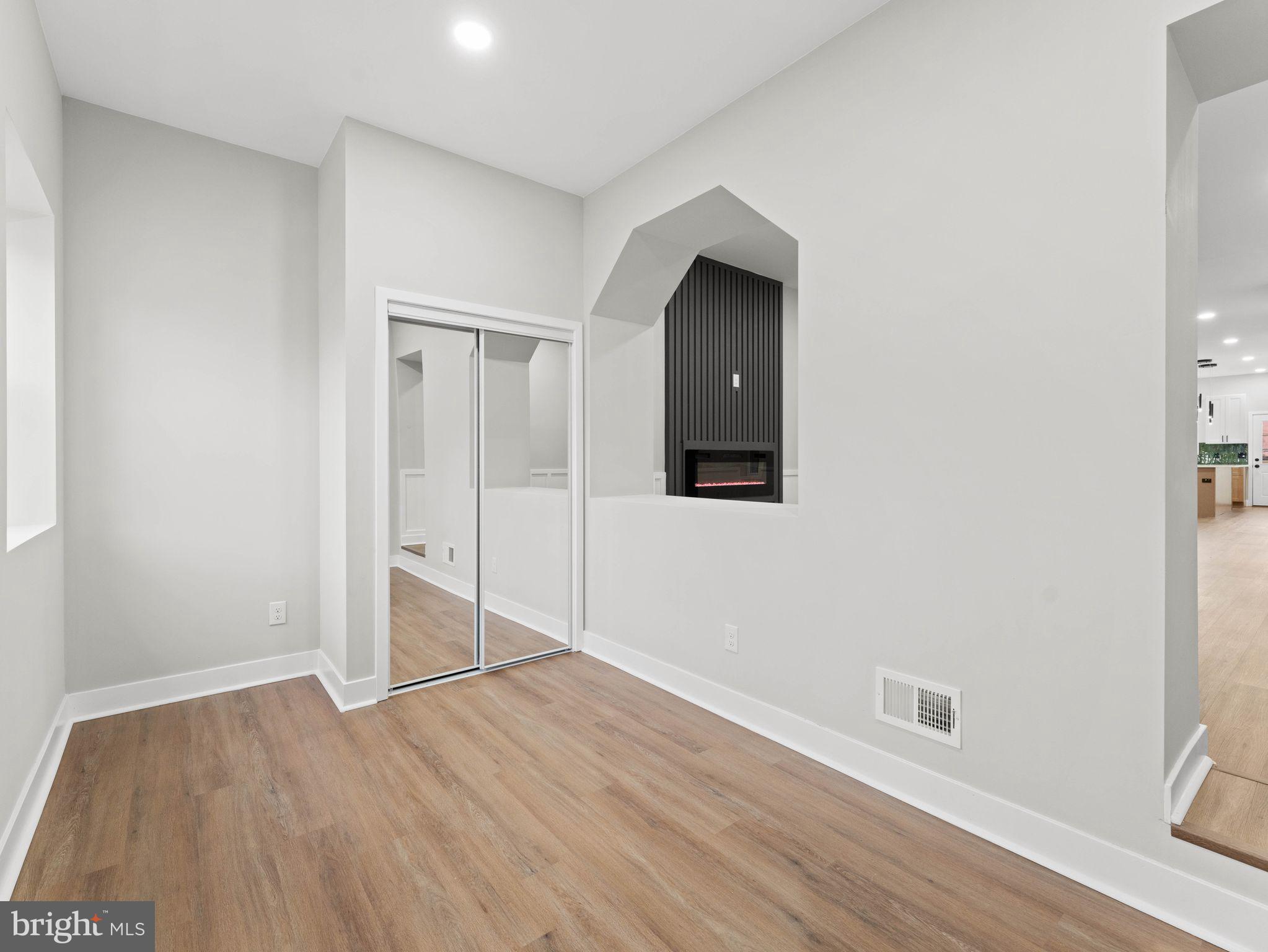 5942 Ellsworth Street Philadelphia, PA 19143 - Photo 12 of 37