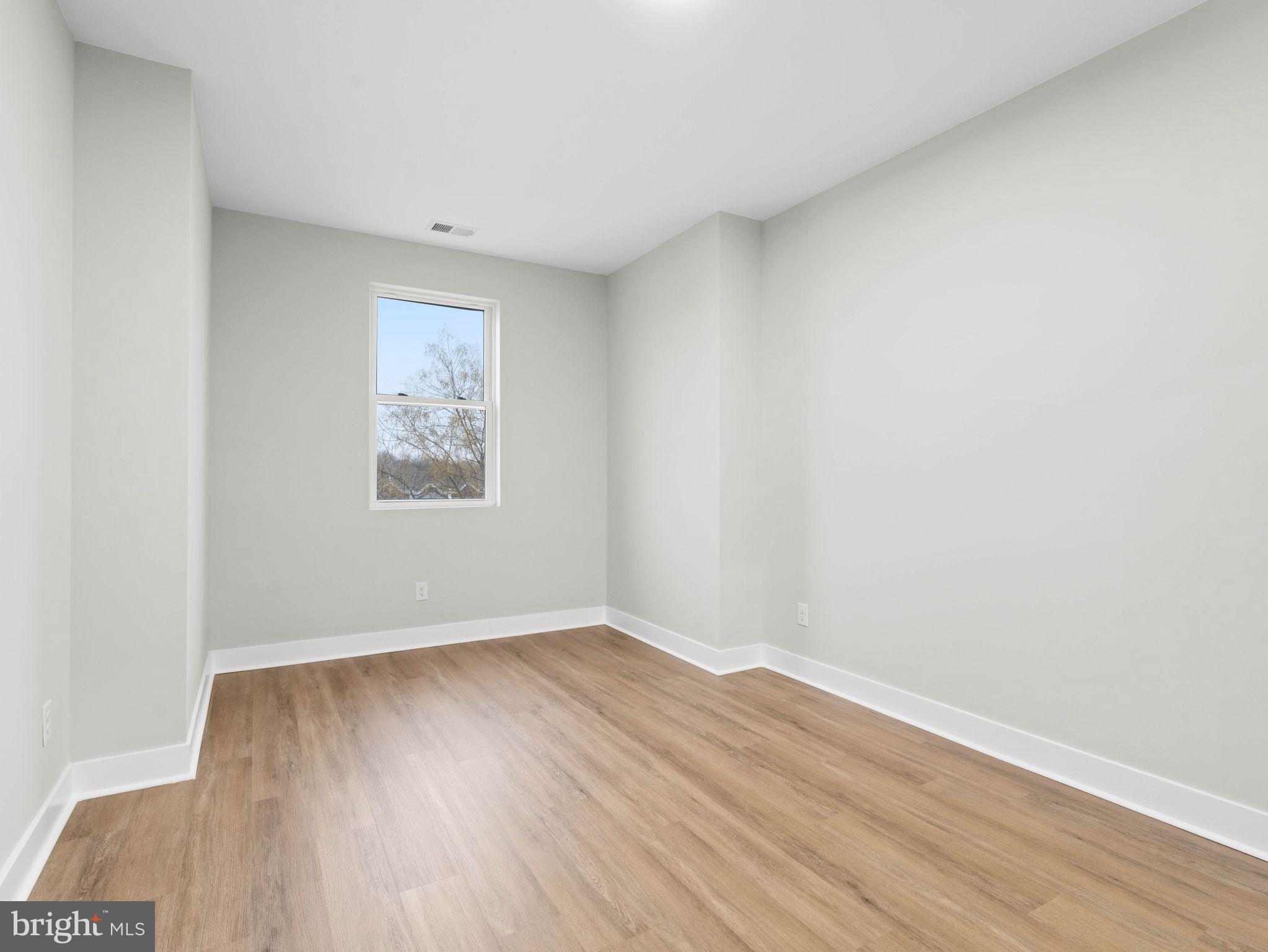 5942 Ellsworth Street Philadelphia, PA 19143 - Photo 30 of 37