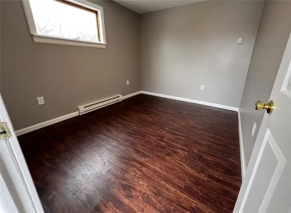 $199,999 | 200 Henry Street, Montour, NY 14865