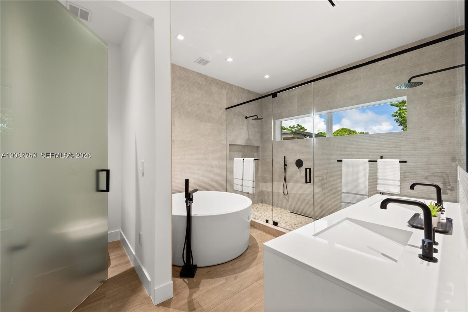 270 Southwest 29th Road Miami, FL 33129 - Photo 21 of 54 Gallery Image 21