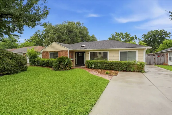 $3,100 | 9629 Maribelle Way, Houston, TX 77055